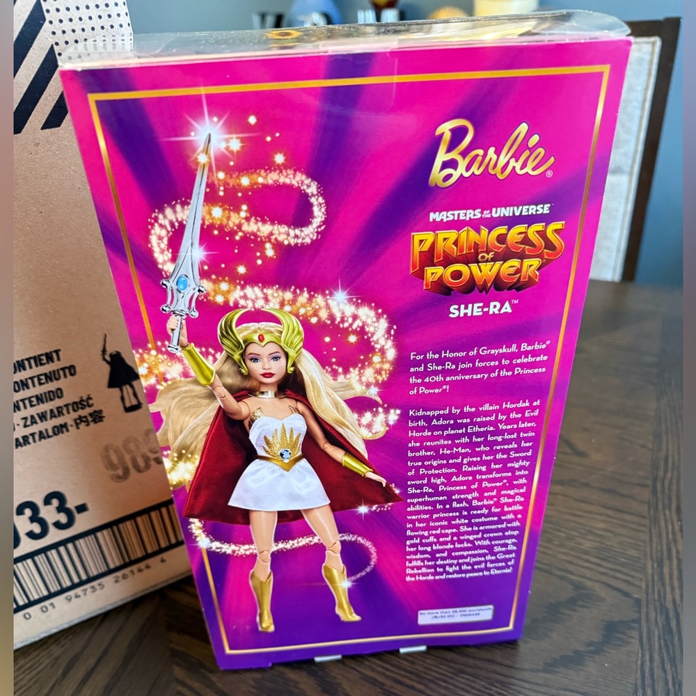 NIB Masters of the Universe Princess of Power She-Ra Doll Barbie - Picture 4 of 7